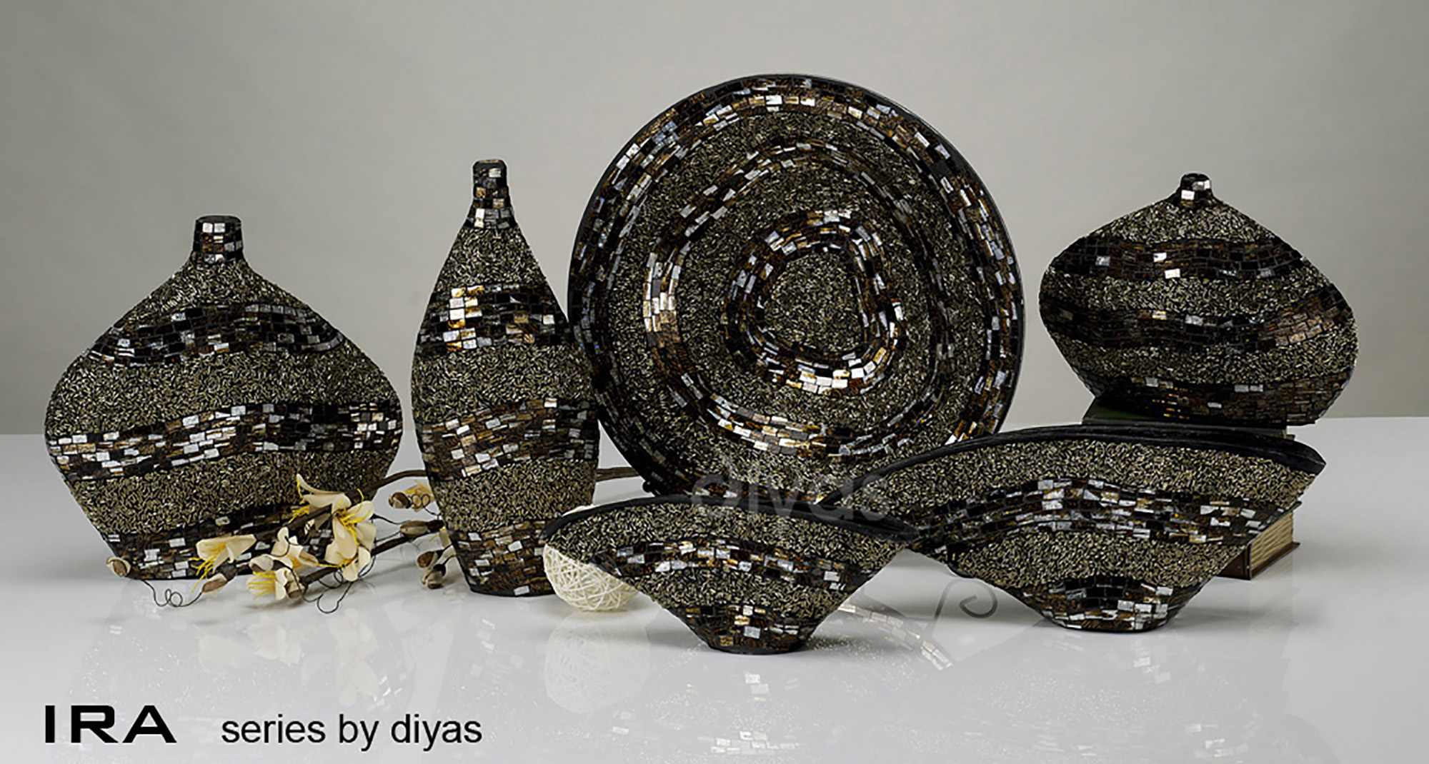 Ira Mosaic Art Glassware Diyas Home Platters